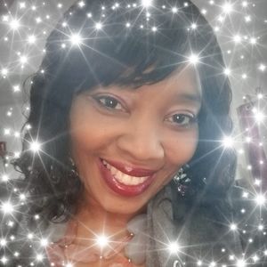 Meet your Posher, Katina